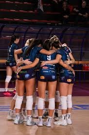 詹姆斯本赛季在第四节合计300分100板100助，联盟唯一